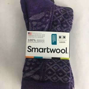 NWT Smartwool hiking socks Purple Size Medium